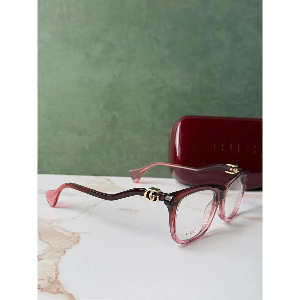 Gucci retail 54 cloth